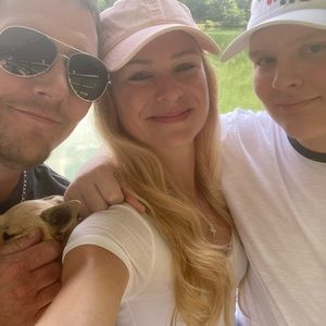 Meet your Posher, Becca